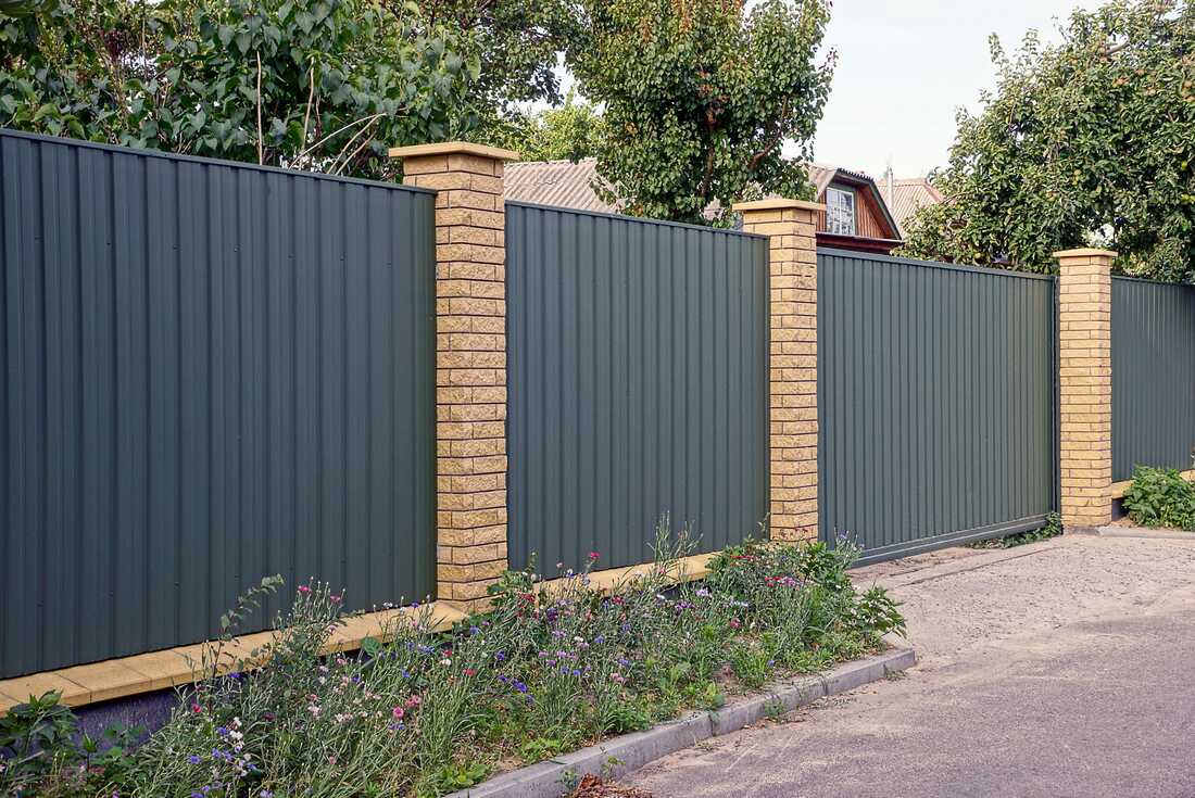 Colorbond fence contractor sydney